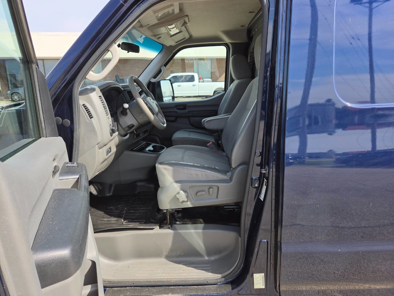 Used 2012 Nissan NV 1500 SV RWD image 20