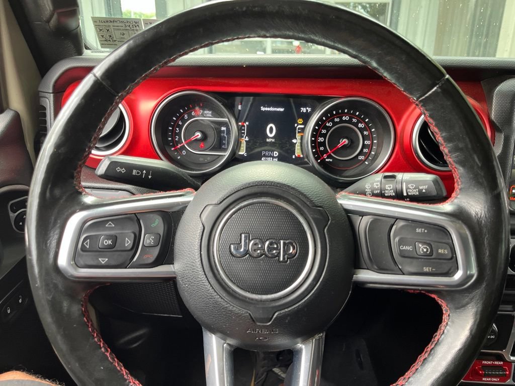 Used 2022 Jeep Wrangler Unlimited Rubicon w/ Cold Weather Group AWD/4WD image 3
