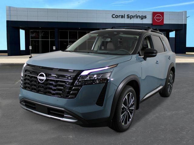 New 2026 Nissan Pathfinder Platinum w/ Cargo Package