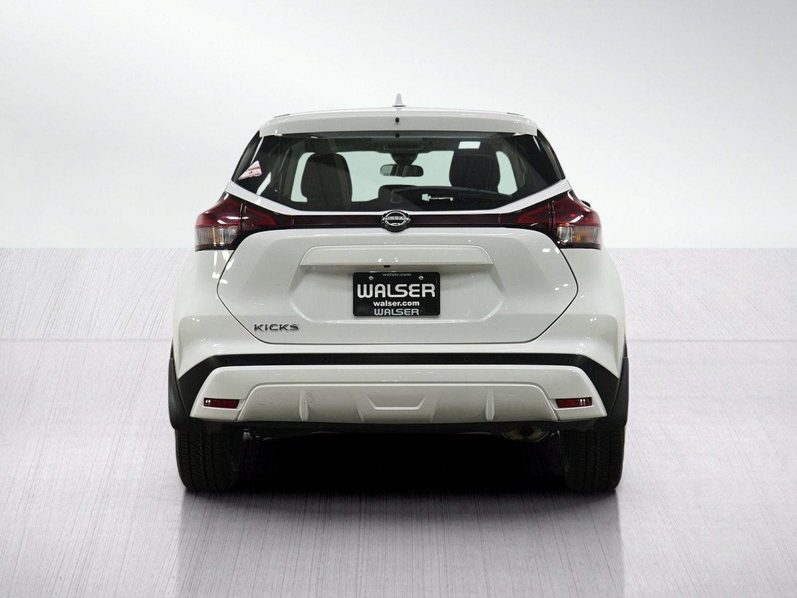 Used 2024 Nissan Kicks S FWD image 4