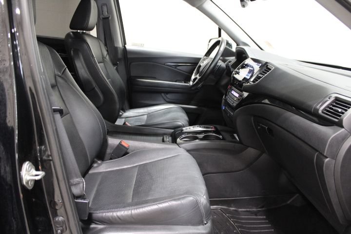 Used 2019 Honda Pilot Elite image 26