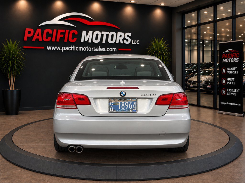 Used 2009 BMW 328i Convertible RWD image 12