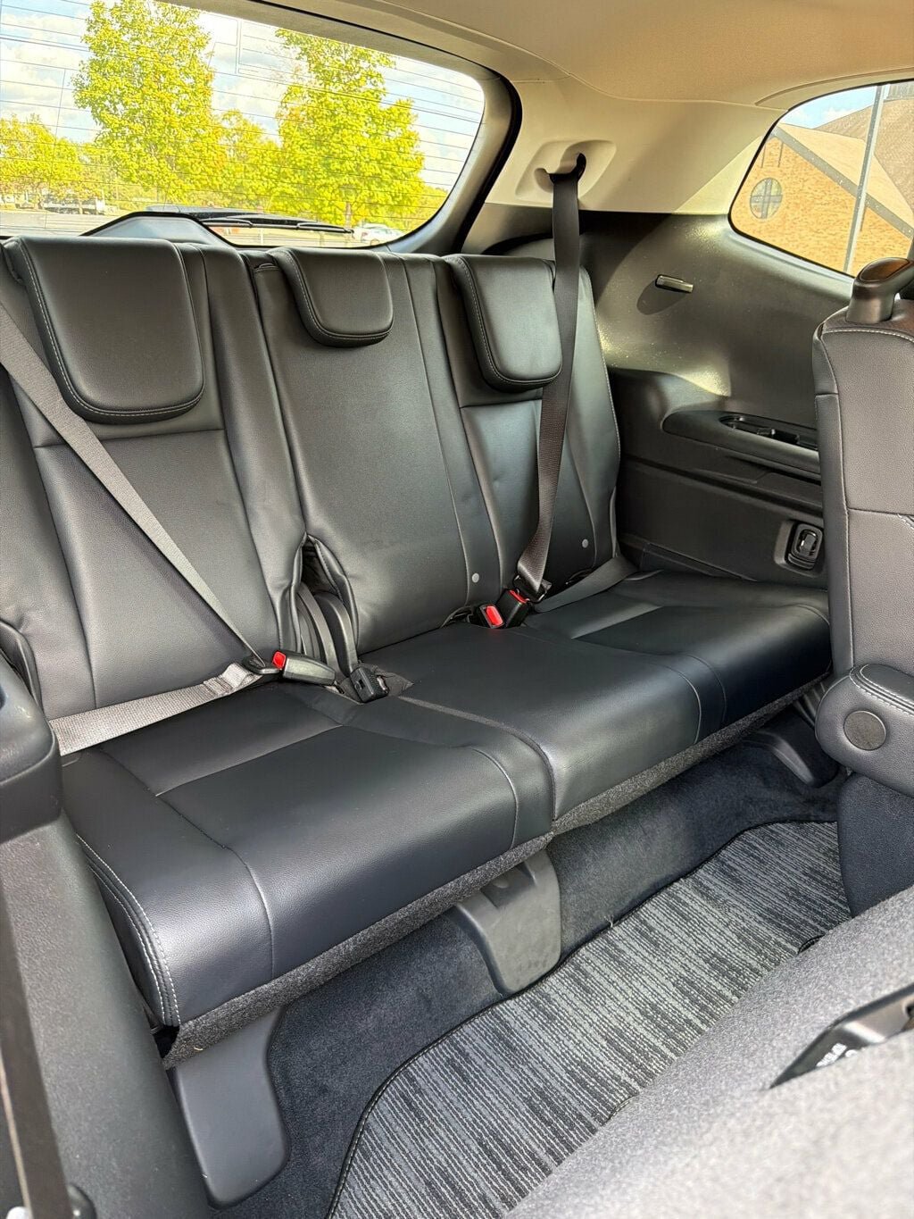 Used 2022 Subaru Ascent Limited AWD/4WD image 15