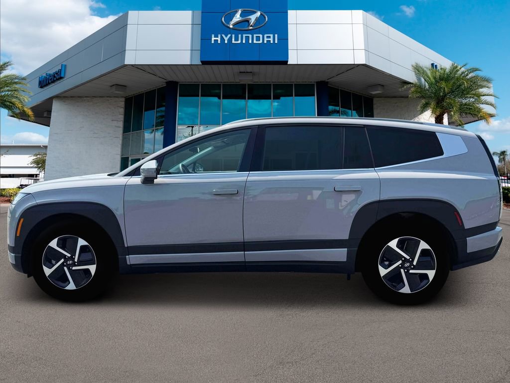 New 2026 Hyundai Ioniq 9 SE image 3