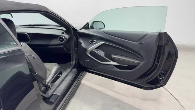 Used 2024 Chevrolet Camaro LT w/ Technology Package RWD image 12
