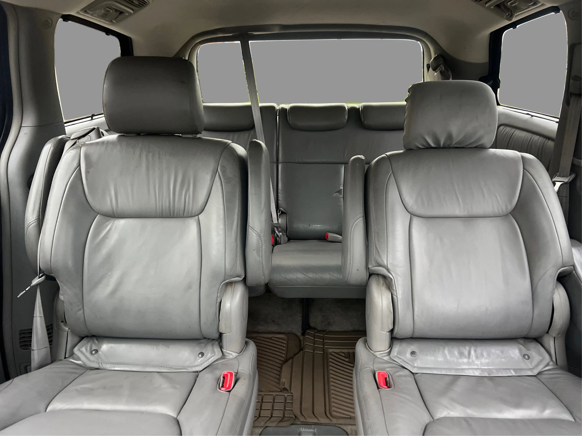 Used 2005 Toyota Sienna XLE image 17