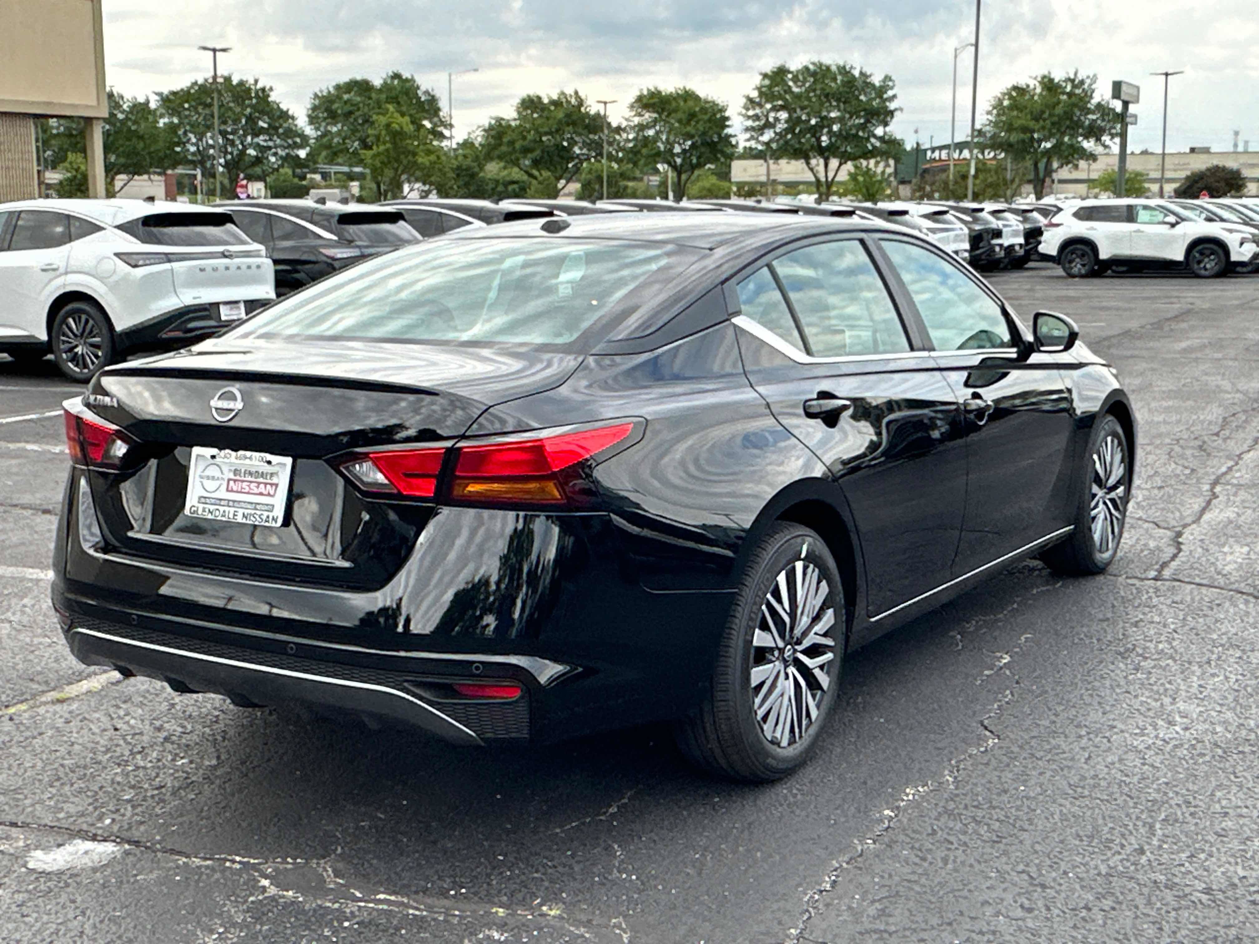 New 2026 Nissan Altima 2.5 SV FWD image 4