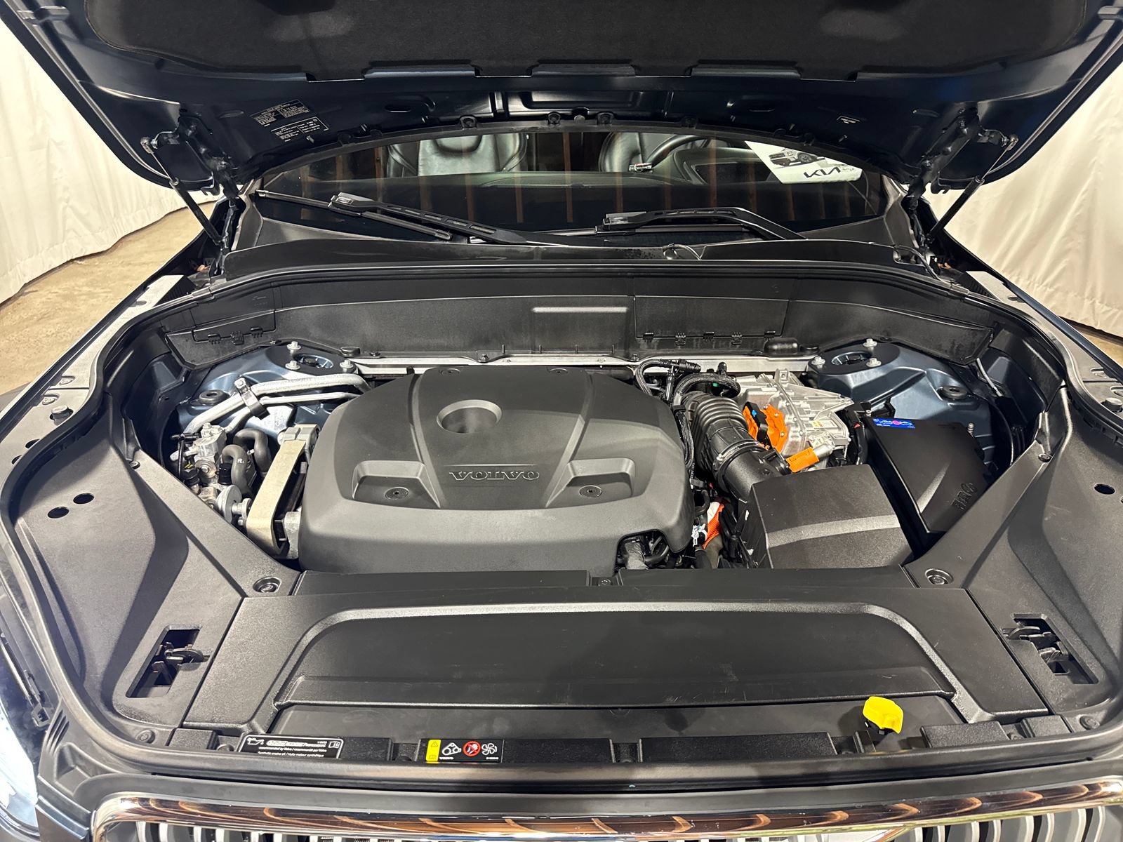 Used 2019 Volvo XC90 T8 Inscription w/ Advanced Package AWD/4WD image 30