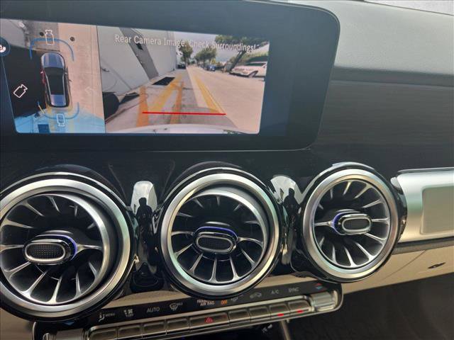 Used 2026 Mercedes-Benz GLB 250 image 17
