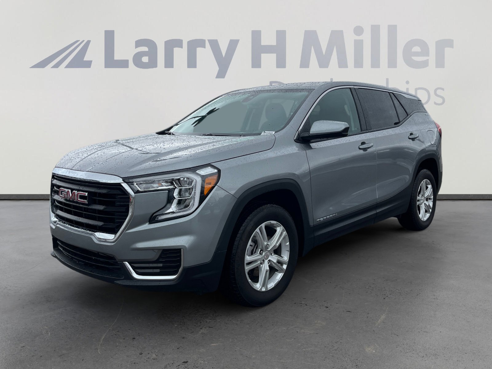 Used 2024 GMC Terrain SLE