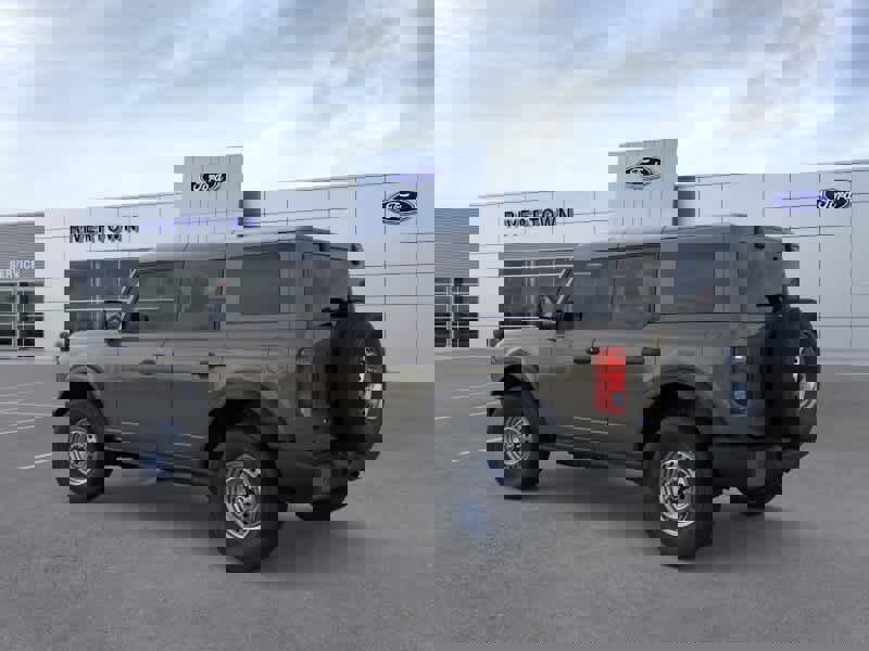 New 2025 Ford Bronco 4-Door image 4