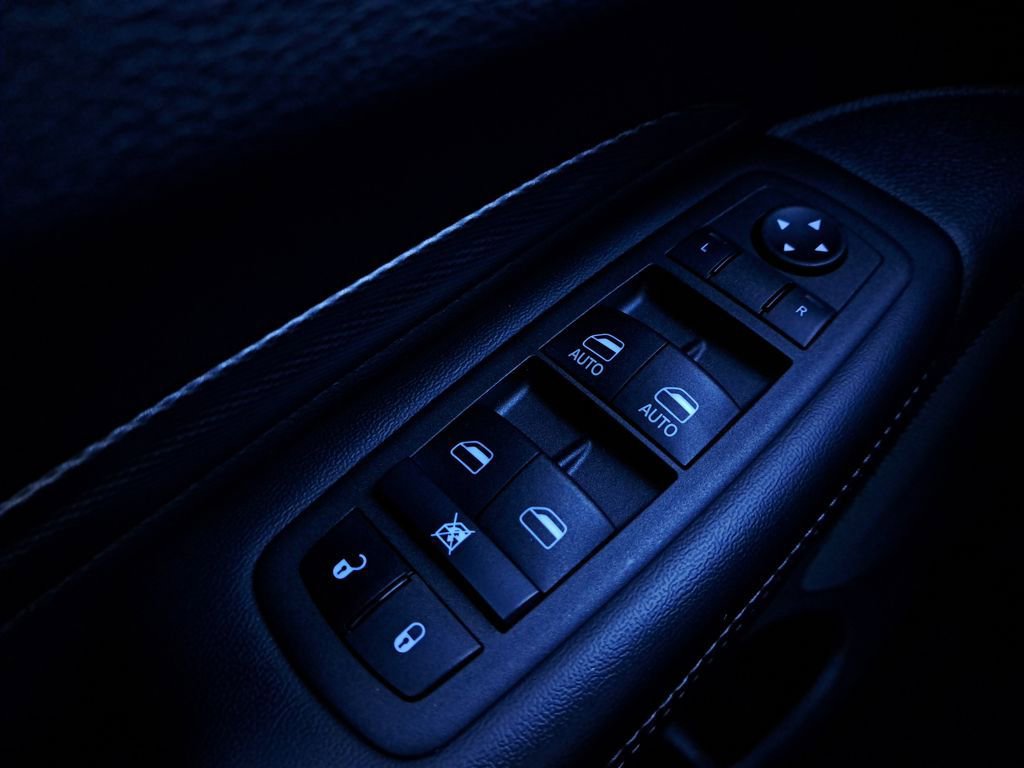 Used 2022 Dodge Durango GT image 25