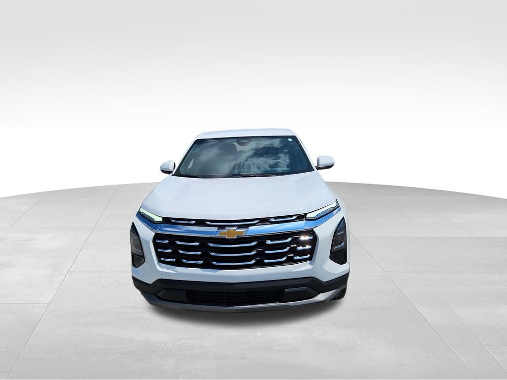 Used 2026 Chevrolet Equinox LT FWD image 3