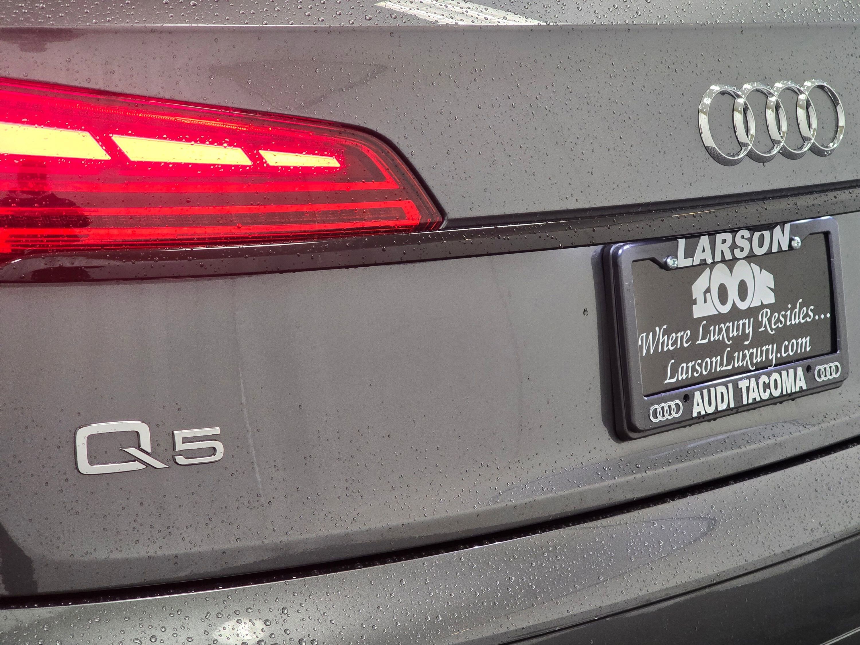 Certified 2025 Audi Q5 2.0T Premium w/ Convenience Plus Package image 22