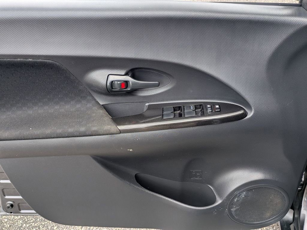 Used 2010 Scion xD image 12