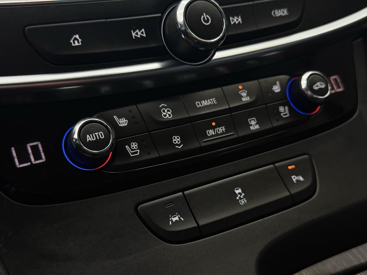 Used 2017 Buick LaCrosse Premium FWD image 52