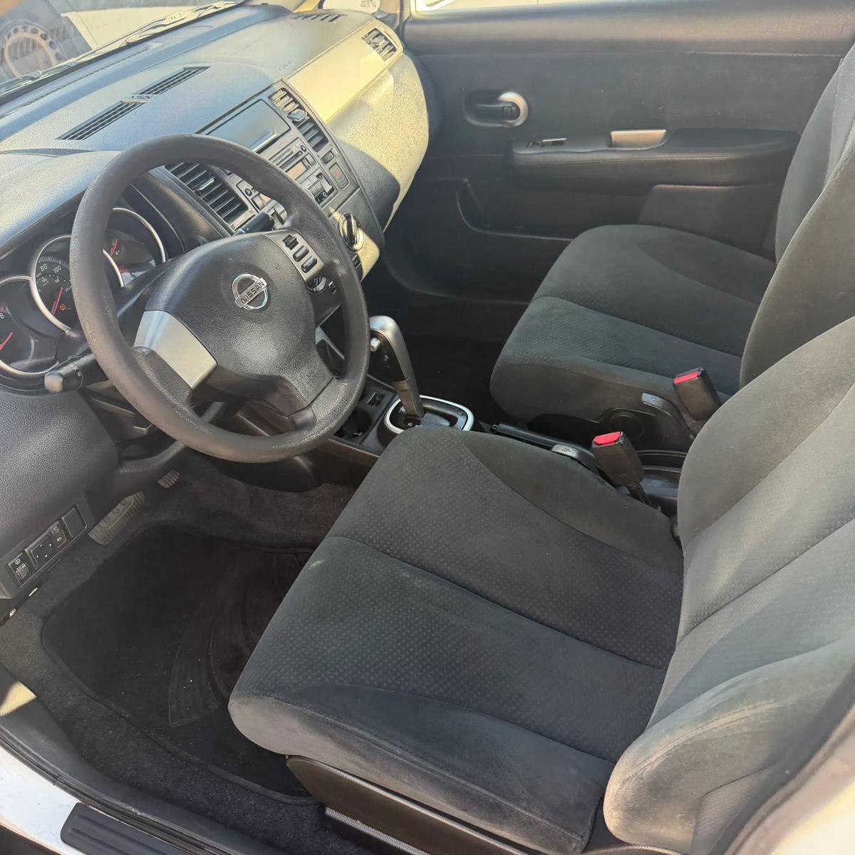 Used 2011 Nissan Versa 1.8 S w/ PWR Plus Pkg FWD image 9