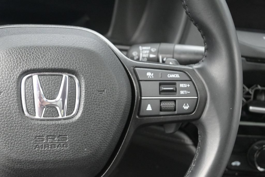 Used 2023 Honda Accord Sport image 29