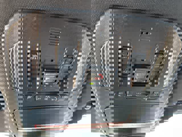 Used 2021 Toyota Highlander XSE image 10