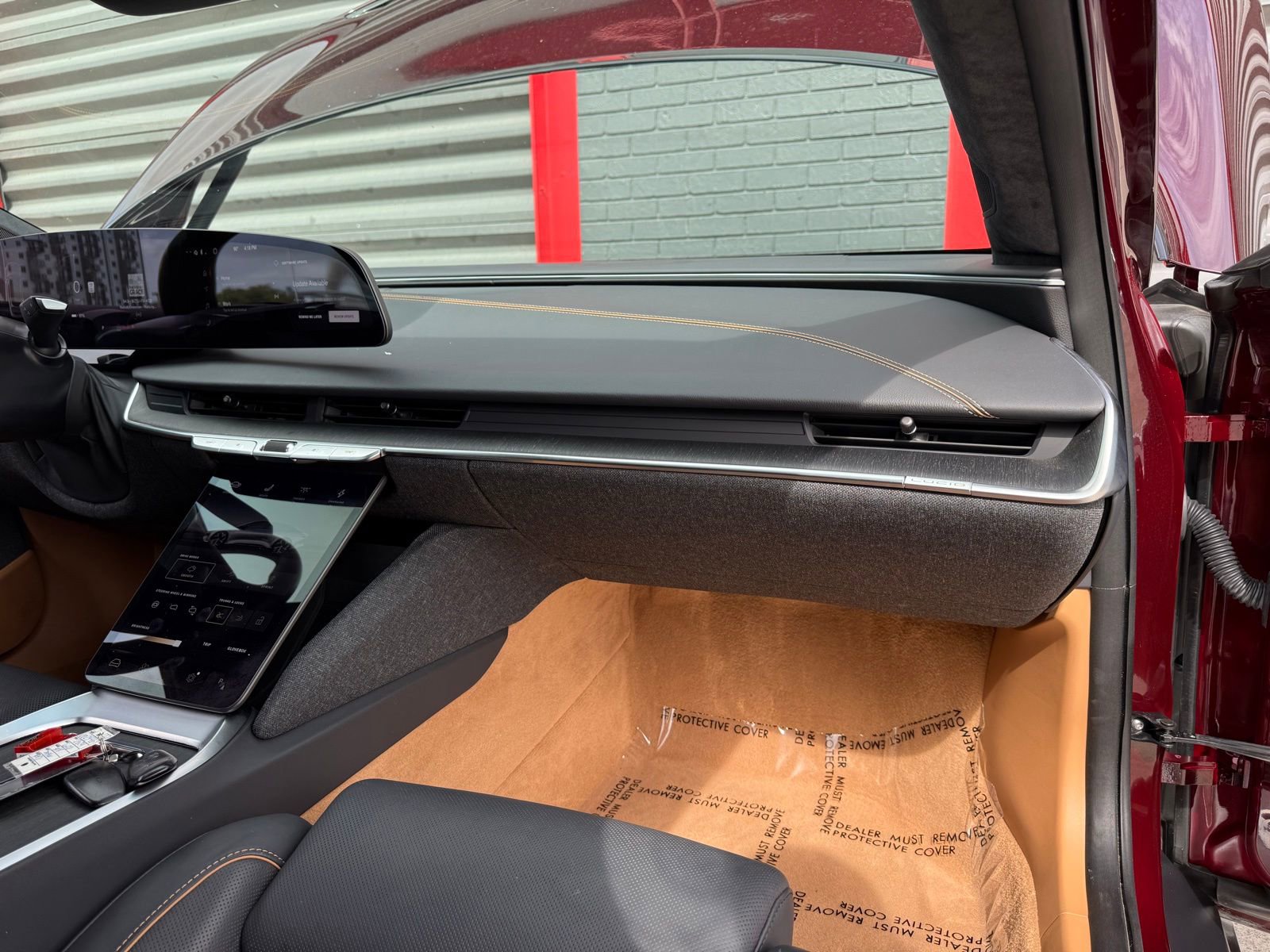 Used 2024 Lucid Air Touring image 22