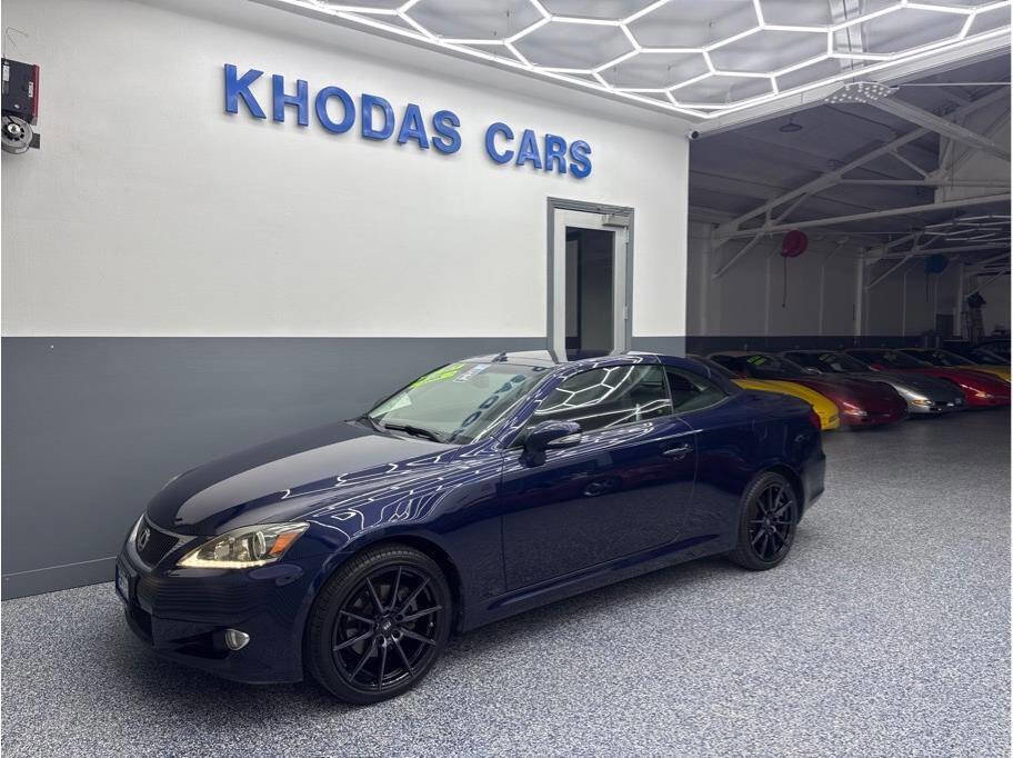 Used 2011 Lexus IS 250C RWD image 2