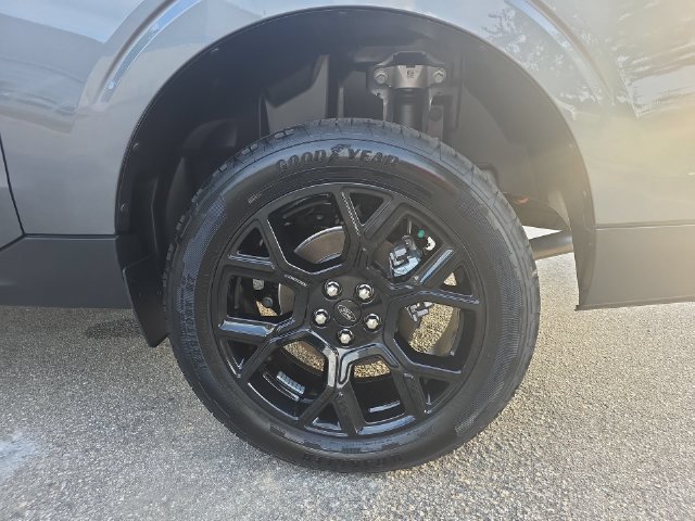 New 2026 Ford Maverick Lariat w/ Black Appearance Package AWD/4WD image 33