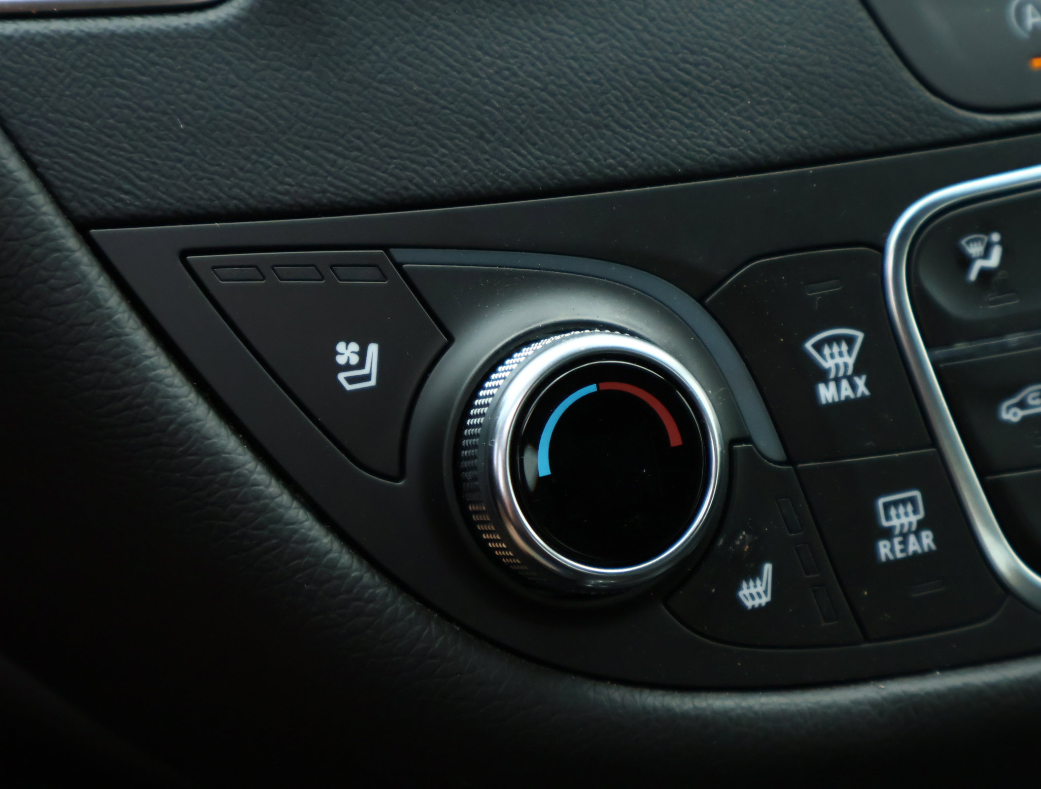 Used 2023 Chevrolet Malibu LT FWD image 6