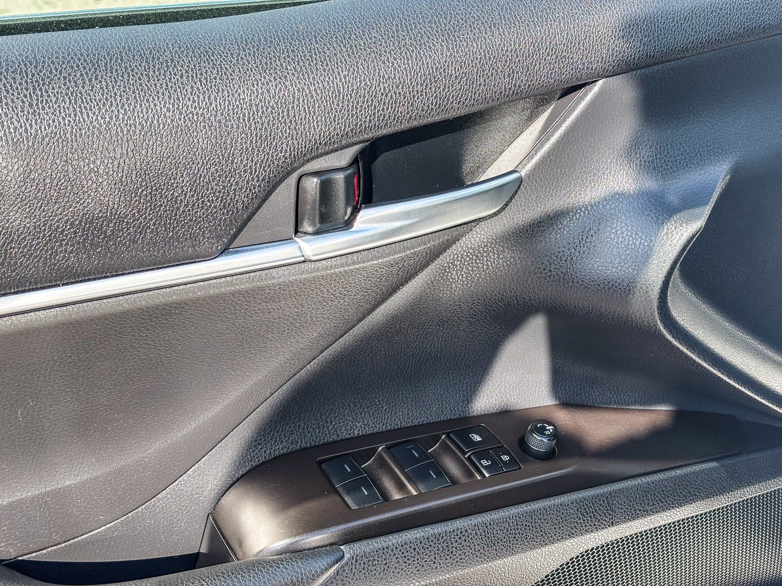 Certified 2024 Toyota Camry SE FWD image 22
