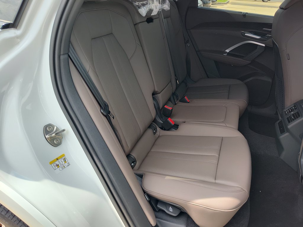 New 2026 Audi Q5 Premium Plus AWD/4WD image 13