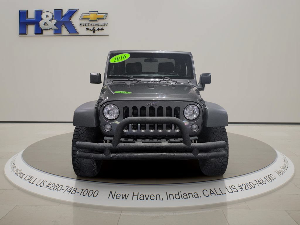Used 2016 Jeep Wrangler Sport AWD/4WD image 2