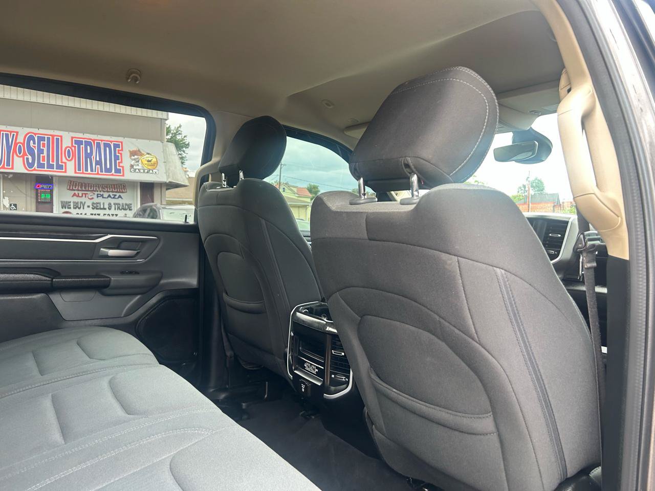 Used 2020 RAM 1500 Big Horn AWD/4WD image 46