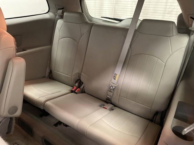 Used 2015 Buick Enclave Leather image 22