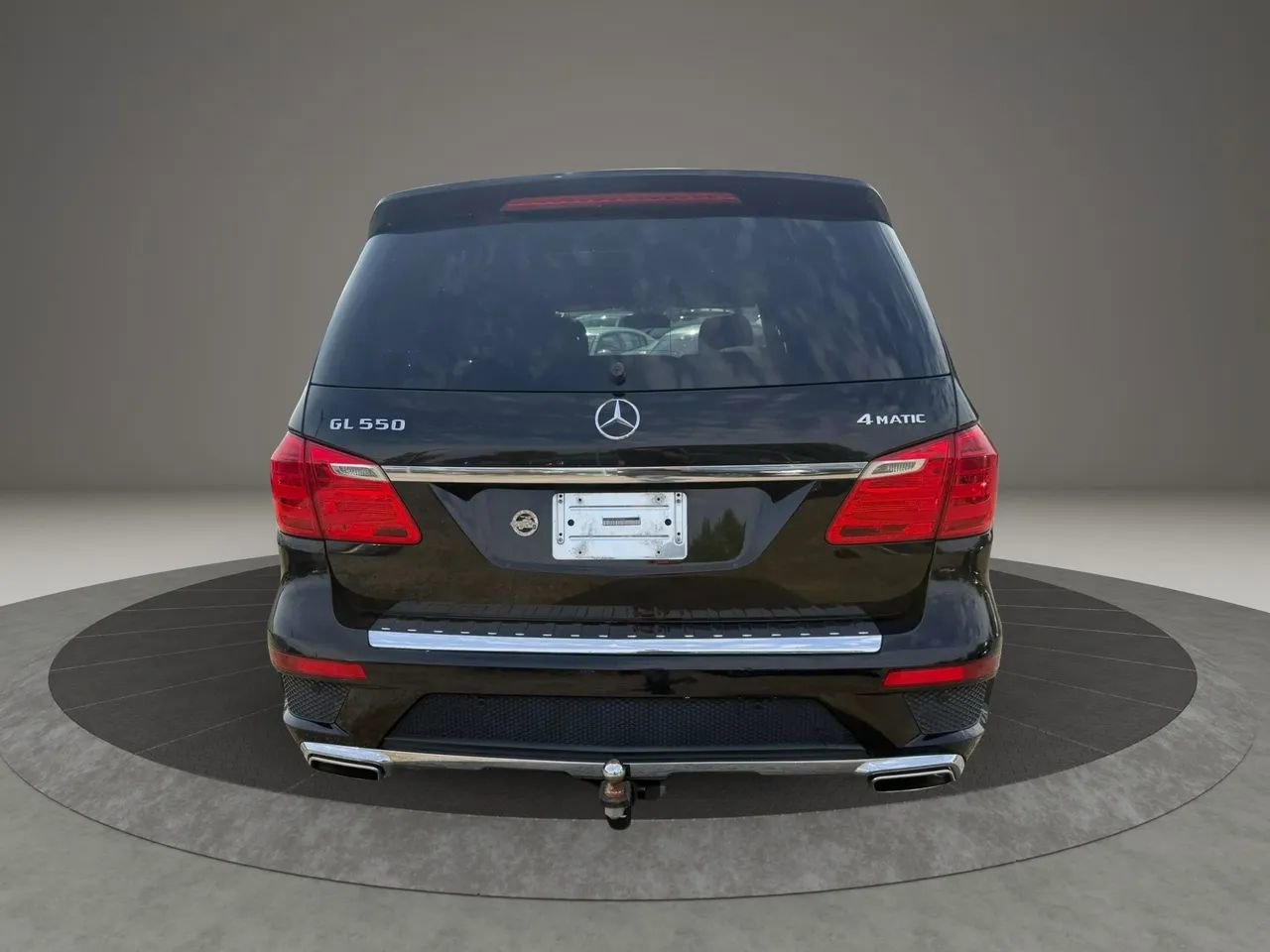 Used 2015 Mercedes-Benz GL 550 4MATIC image 6