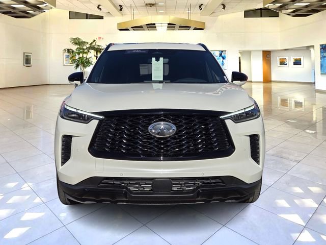 Certified 2025 INFINITI QX60 Luxe w/ Black Edition AWD/4WD image 2