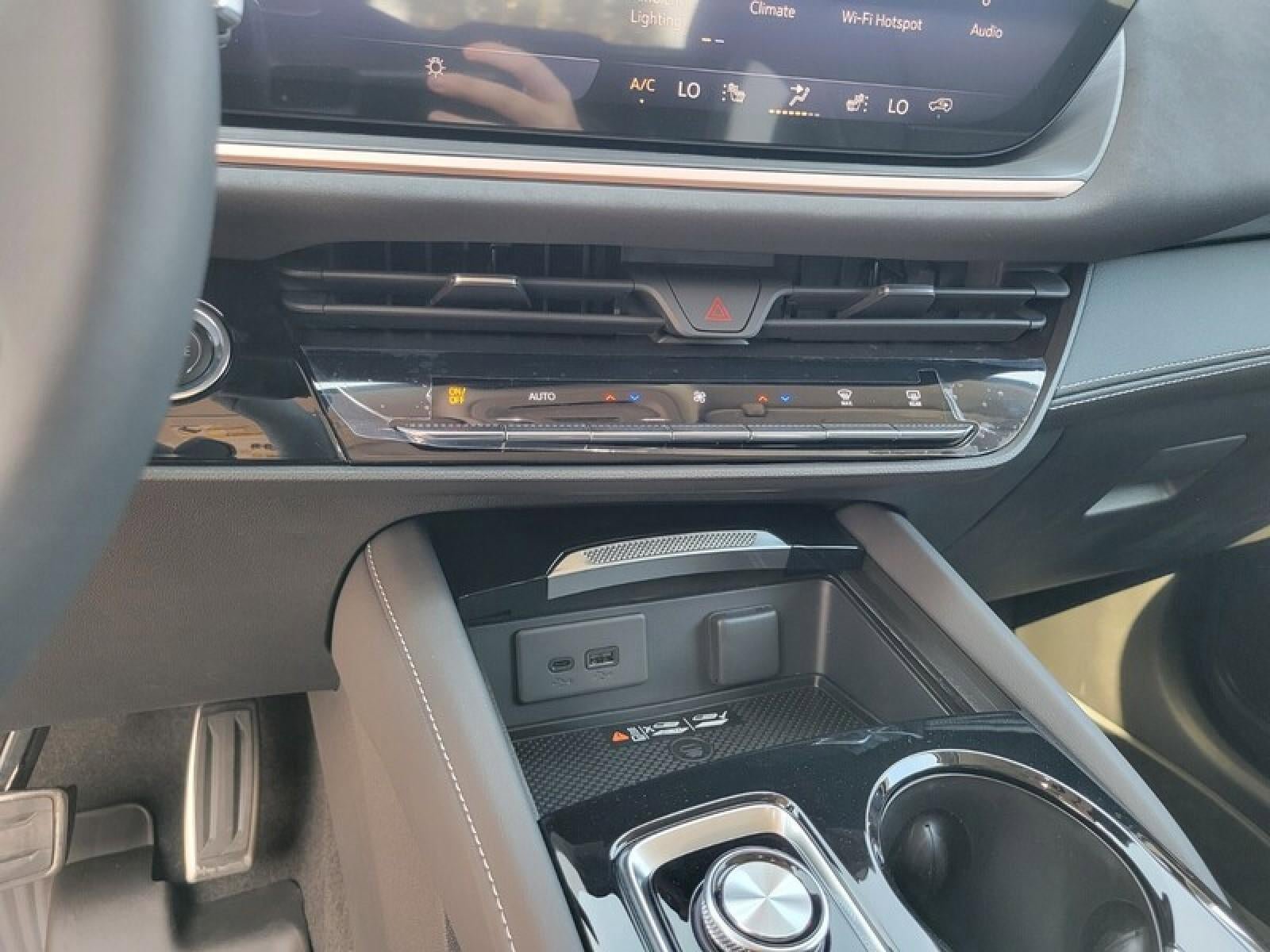 New 2026 Buick Envision Sport Touring AWD/4WD image 16