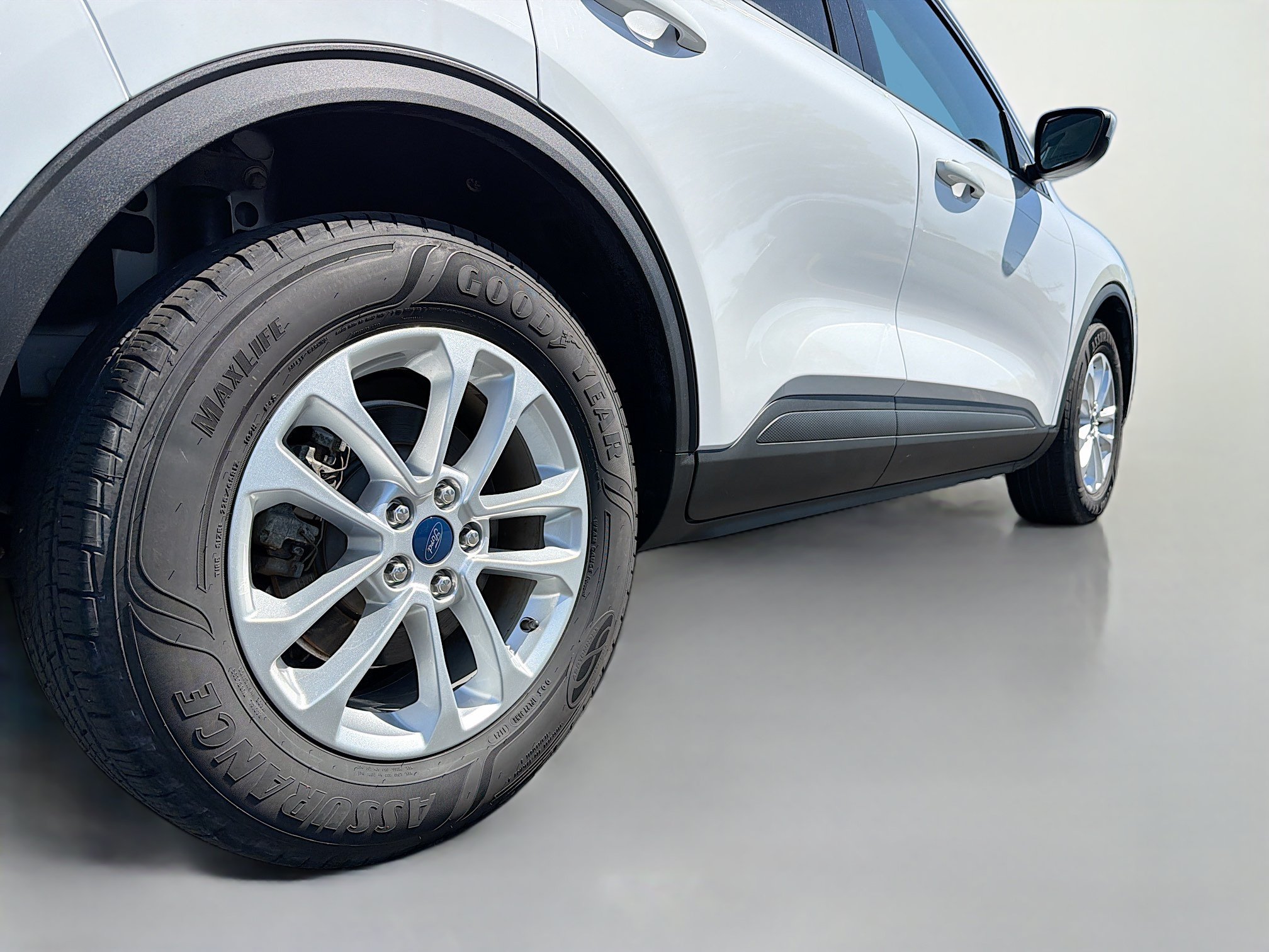 Used 2021 Ford Escape SE FWD image 15