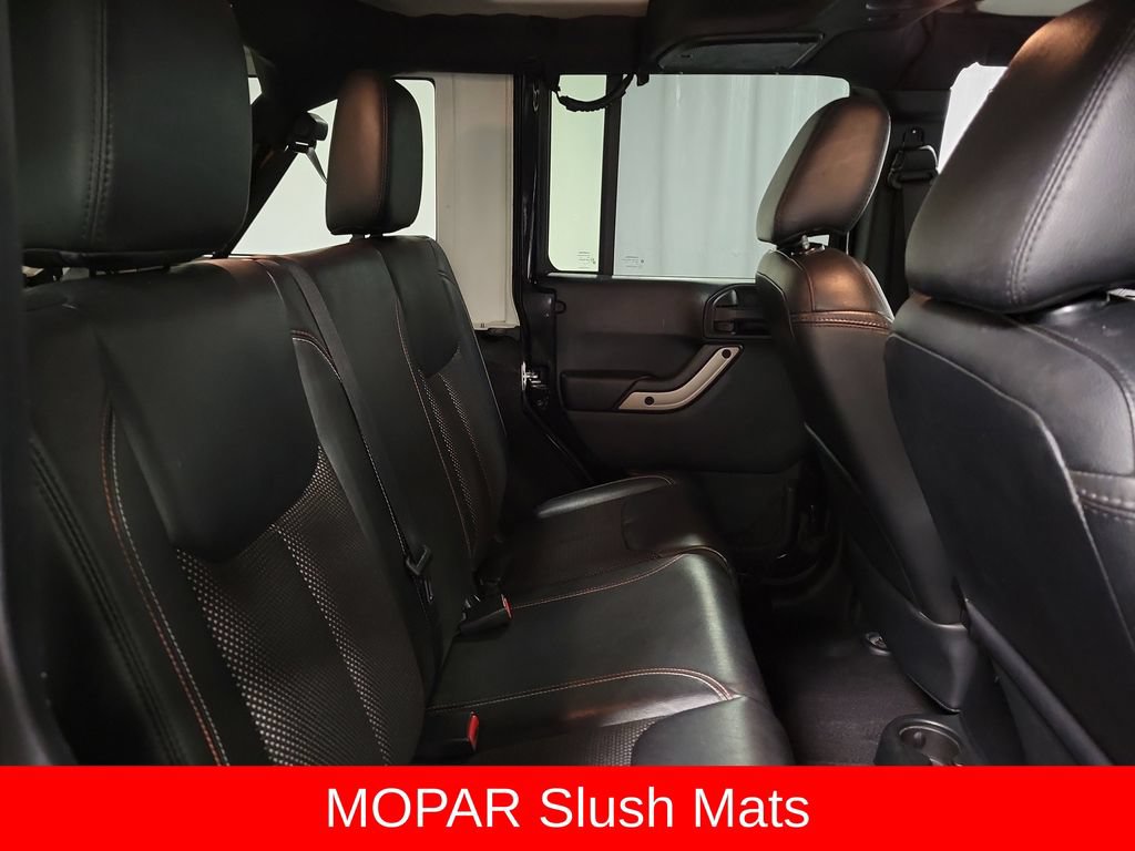 Used 2016 Jeep Wrangler Unlimited Sahara AWD/4WD image 28
