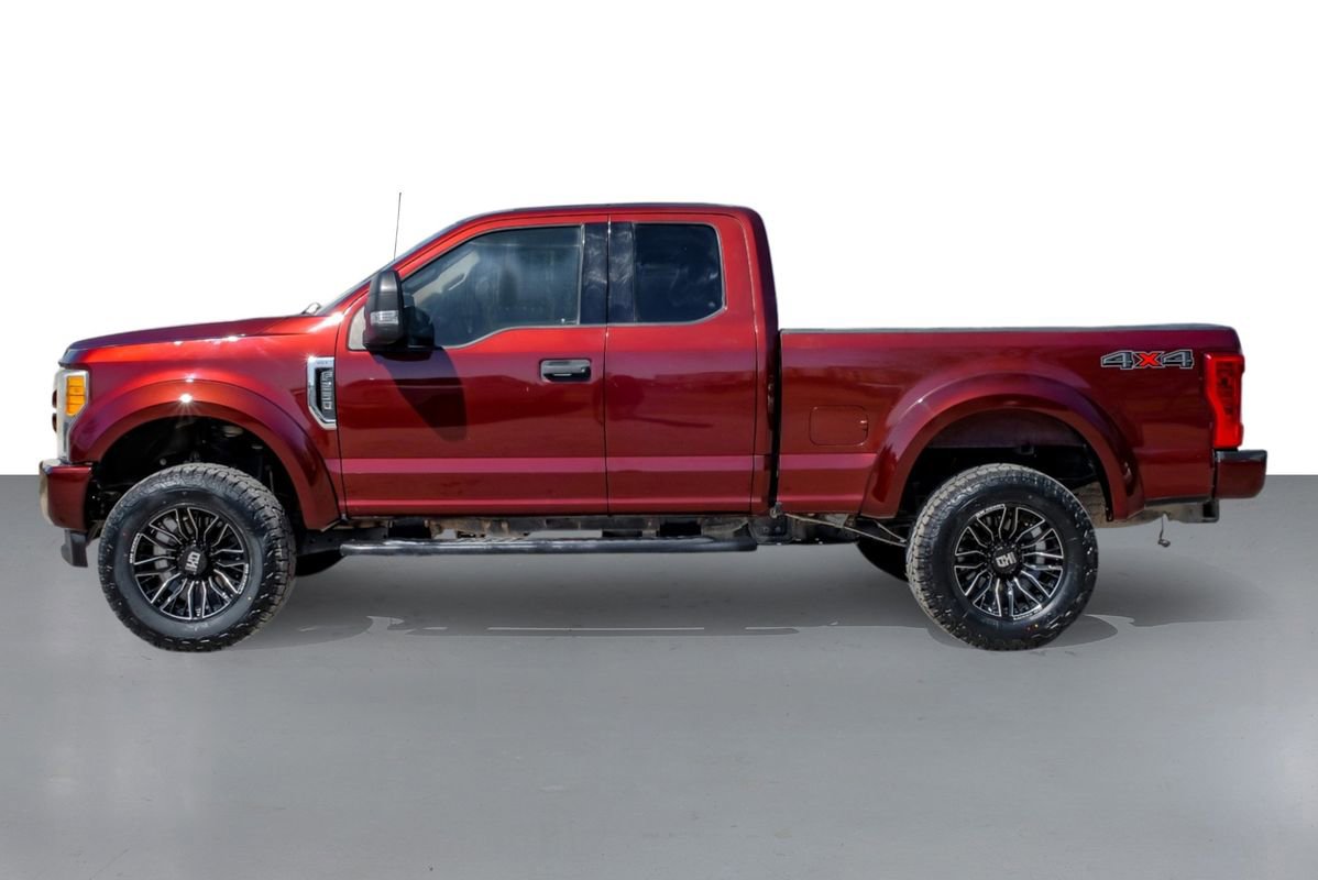 Used 2017 Ford F250 XLT image 10