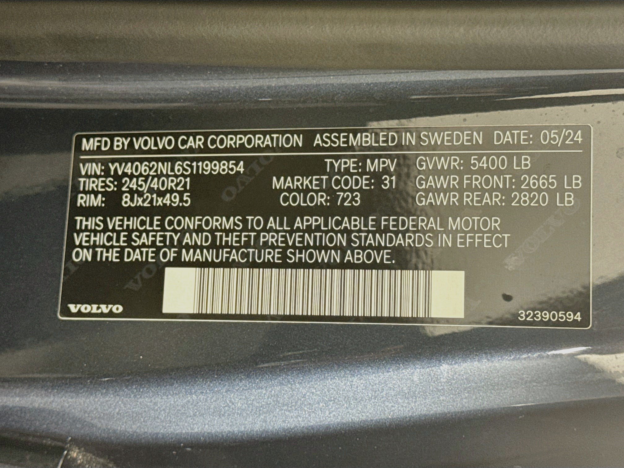 Used 2025 Volvo V90 B6 Cross Country Ultra w/ Protection Package Premier AWD/4WD image 40