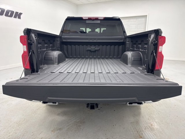 New 2026 Chevrolet Silverado 1500 LTZ w/ Technology Package image 32