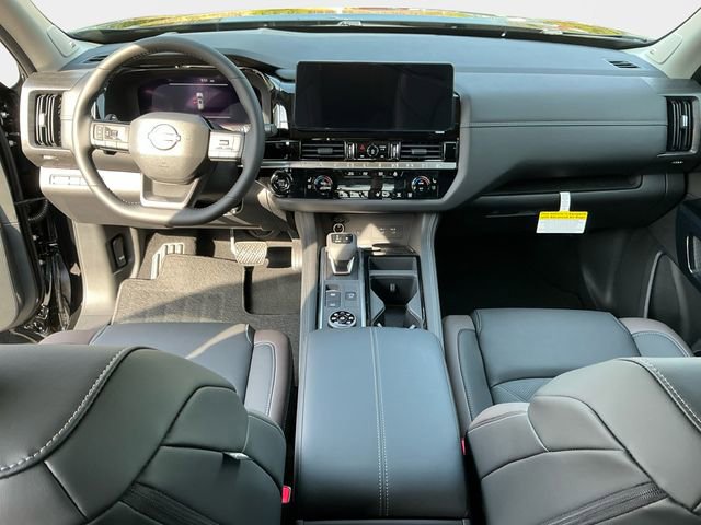New 2026 Nissan Pathfinder Platinum AWD/4WD image 12