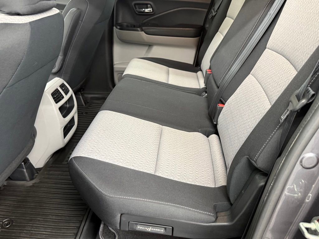 Used 2017 Honda Ridgeline RT image 36