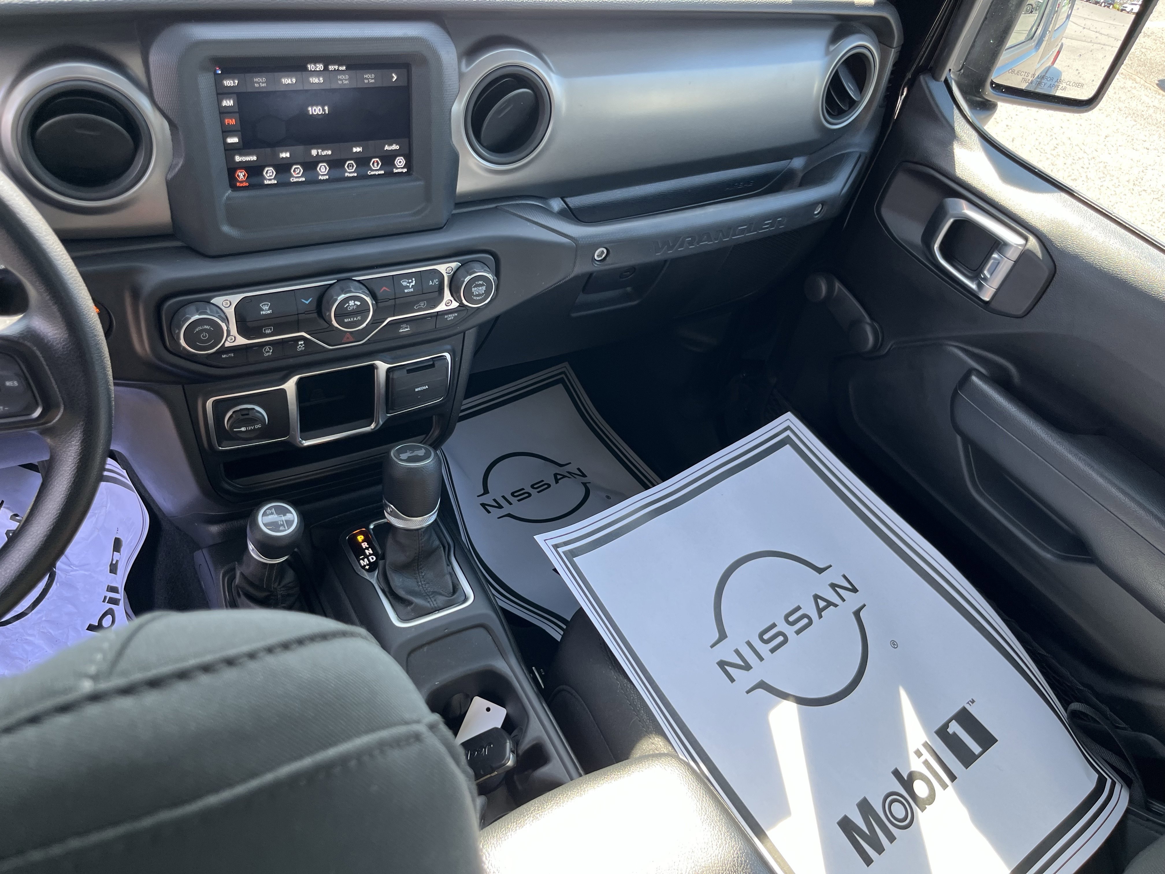 Used 2023 Jeep Wrangler Sport AWD/4WD image 13