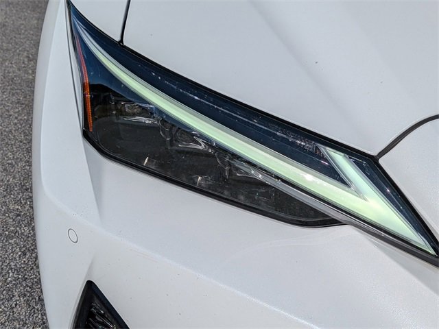 Used 2023 Lexus IS 350 F Sport image 10