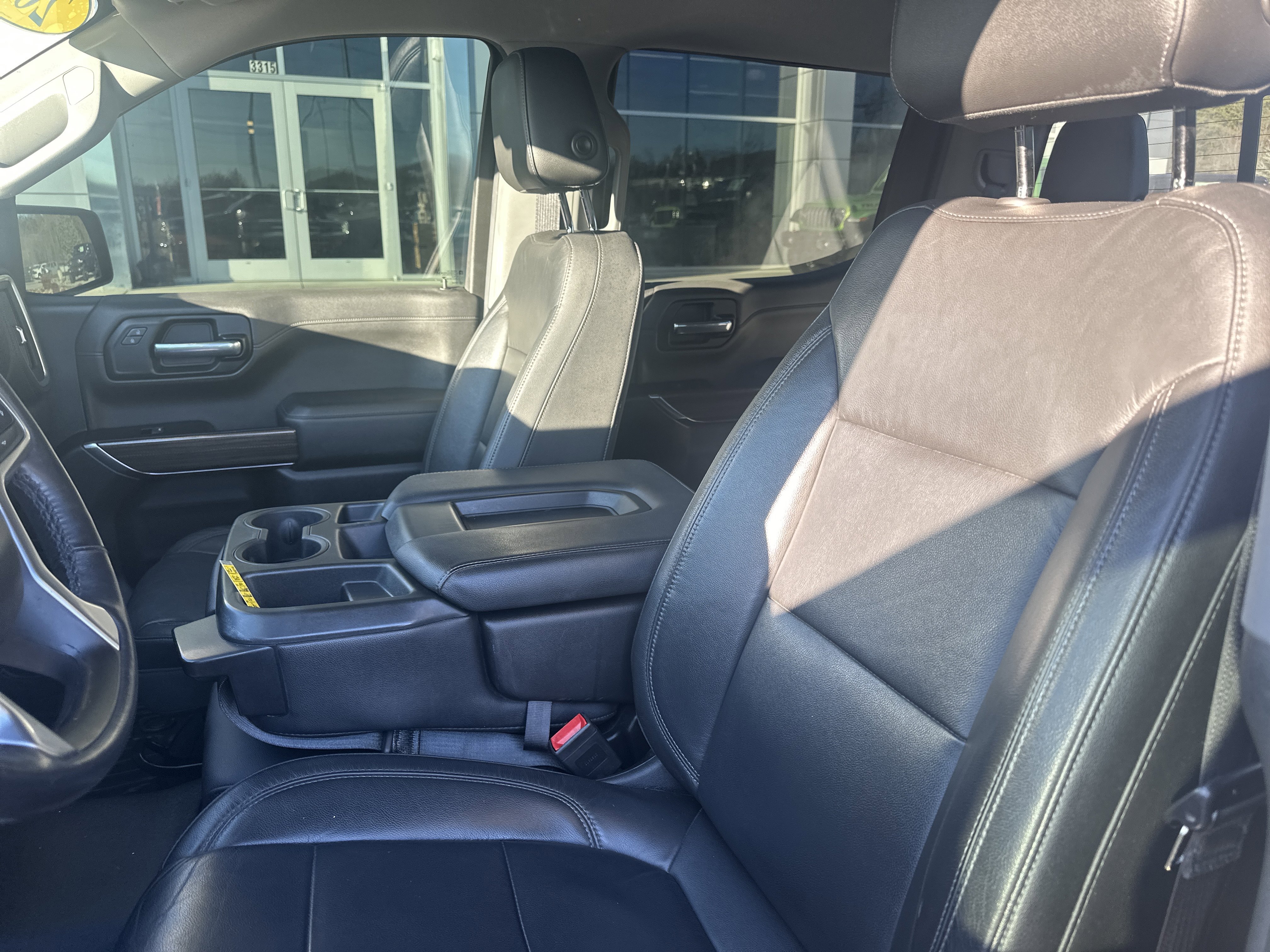 Used 2019 Chevrolet Silverado 1500 LT w/ All-Star Edition image 18