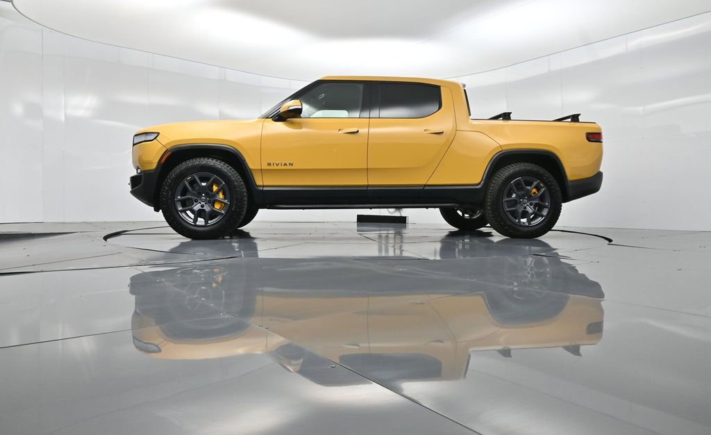 Used 2022 Rivian R1T Adventure image 48