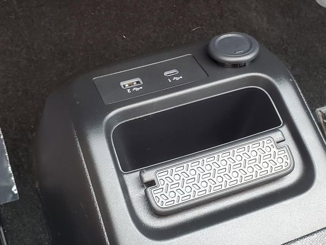 Certified 2023 Nissan Ariya AWD image 24