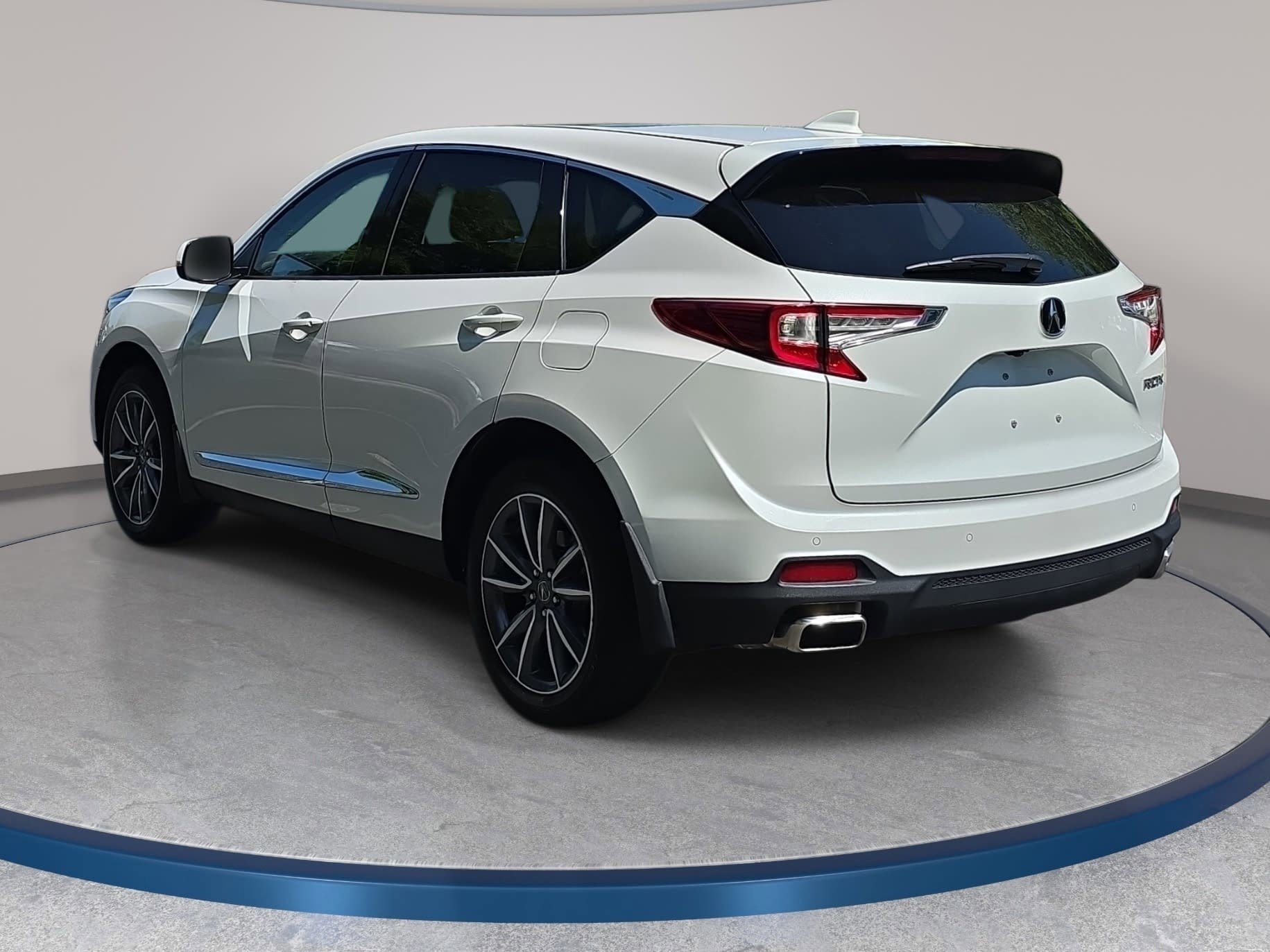 Certified 2023 Acura RDX FWD w/ Technology Package image 7