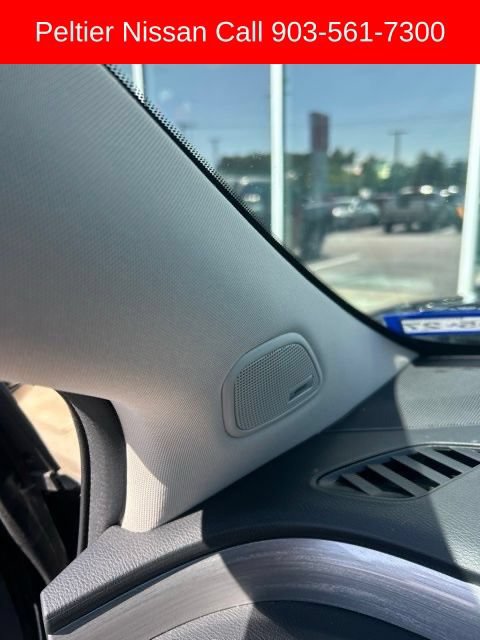 Used 2018 Nissan Murano SL w/ Moonroof Package FWD image 11