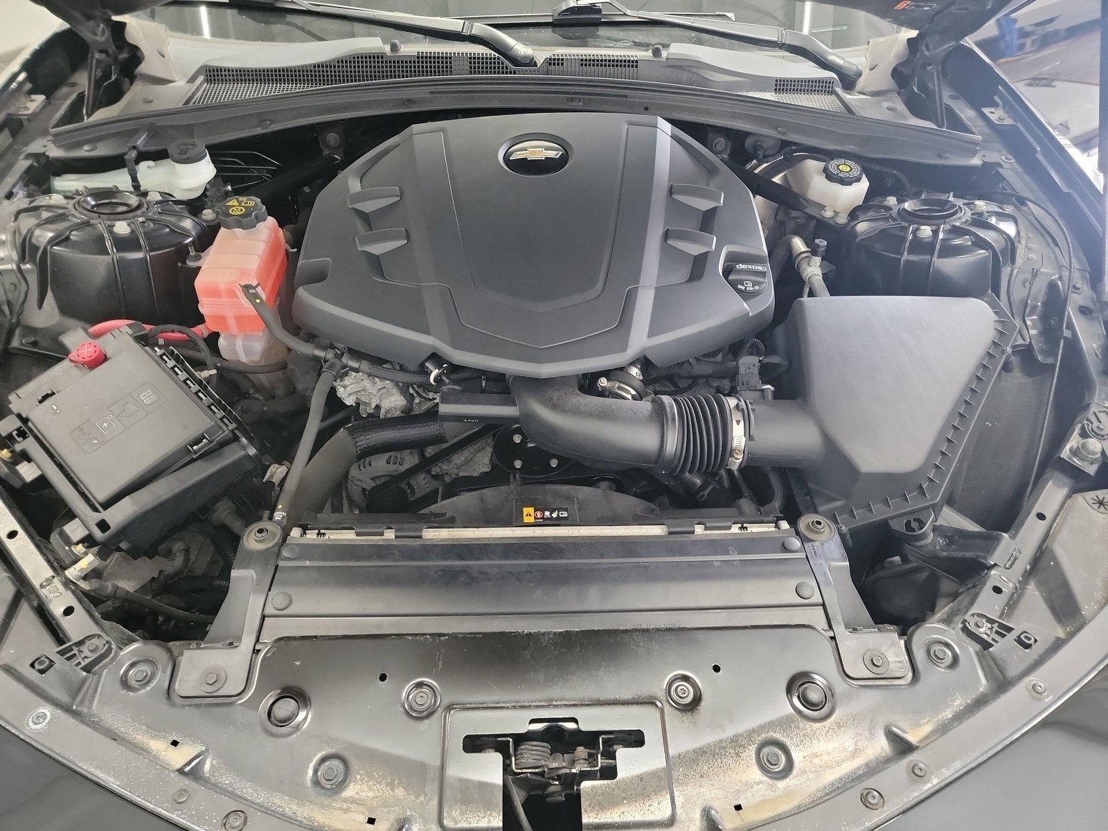 Used 2021 Chevrolet Camaro LT RWD image 25